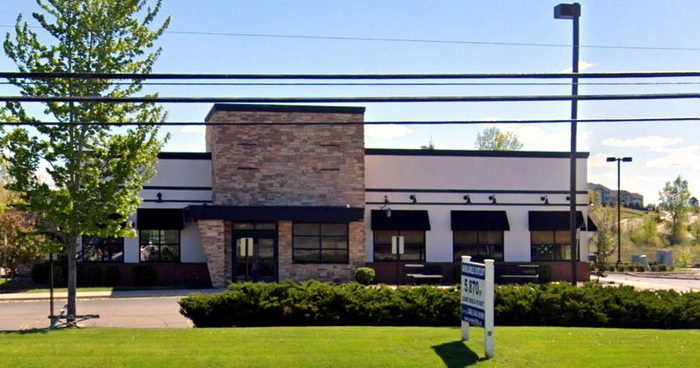 Chilis (Chilis Grill & Bar) - Oxford - 700 N Lapeer Rd (newer photo)